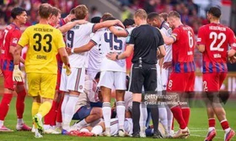Tiền vệ của Bayern Munich mắc bệnh lạ