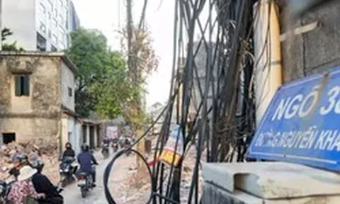Hà Nội: Chạy đua thông tuyến ngõ 'đau khổ' 381 Nguyễn Khang
