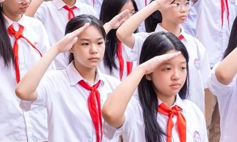 Đề xuất nghỉ Quốc khánh tăng 2 ngày để cha mẹ đưa con khai giảng