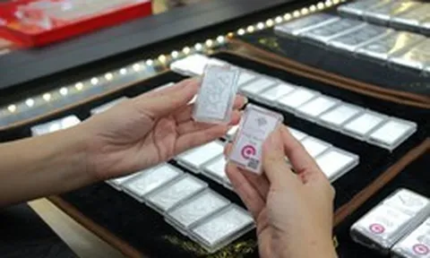 Giá bạc ngày 21/8 tại Ancarat, DOJI, Bảo Tín Manh Hải, Sacombank tăng bao nhiêu?