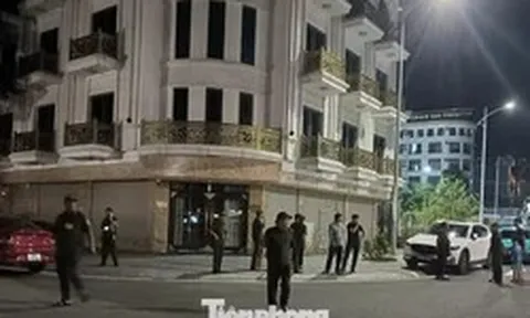 NÓNG: Công an, kiểm sát viên xuất hiện tại nhà Hải Sapa TV