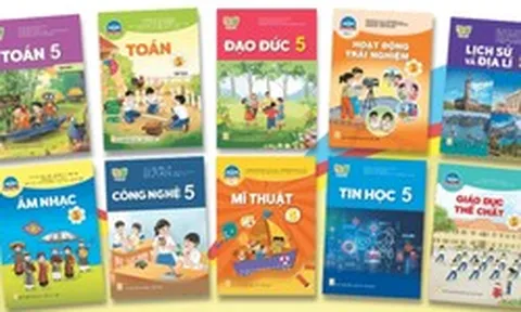 Bộ Giáo dục & Đào tạo yêu cầu cung ứng đủ sách giáo khoa trước 30/8
