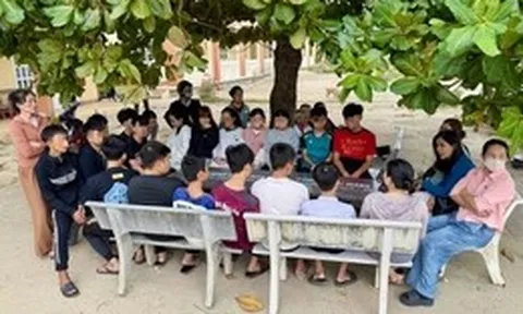 Không đỗ lớp 10 công lập: Đừng để học sinh phải bỏ học vì thiếu lựa chọn