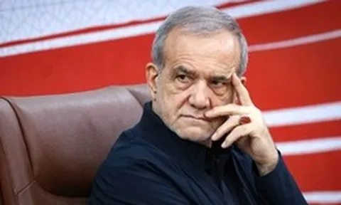 Mỹ đánh vào kinh tế Iran, Tổng thống Pezeshkian thừa nhận gặp khó