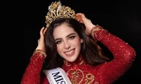 Miss Universe lên tiếng bảo vệ Fátima Bosch khi ông Nawat kiện cô này