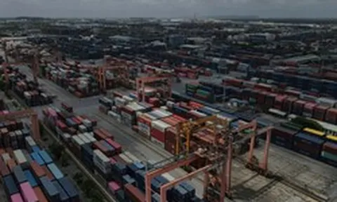 Mua, bán hàng hoá với nước ngoài qua thương mại điện tử phải xác thực định danh