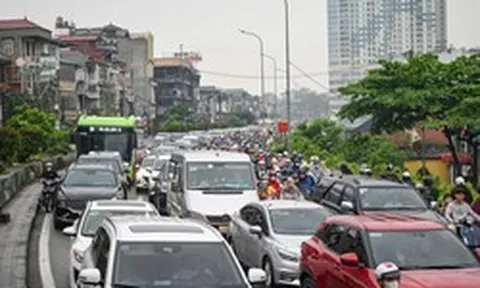 Hà Nội yêu cầu không xây thêm nhà ở cao tầng tại 3 tuyến phố đặc biệt
