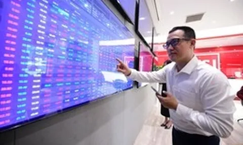 VN-Index băng qua mốc 1.800 điểm, tăng hơn 80 điểm sau 4 phiên