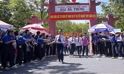 Huế quy định mức trần các khoản thu ở trường công, dư tiền phải trả lại phụ huynh
