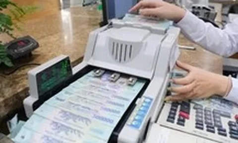 Tin tức sáng 26-8: Lãi suất liên ngân hàng lại tăng; Ông Tô Hải mua vào hàng trăm tỉ đồng cổ phiếu Vietcap