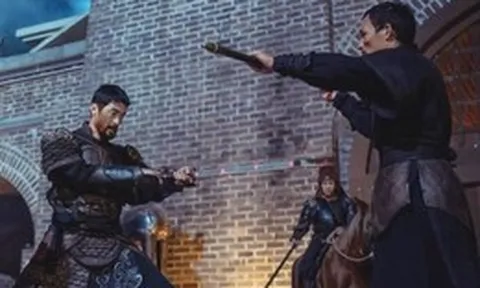 Johnny Trí Nguyễn: Người làm phim phải biết tìm tự do sáng tạo trong không gian lịch sử
