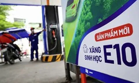 Yêu cầu doanh nghiệp không để gián đoạn nguồn cung xăng dầu dịp 2/9