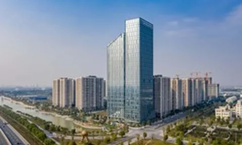 Tòa tháp gần 200m do Vingroup của tỷ phú Phạm Nhật Vượng xây dựng sở hữu 3.000 cảm biến, từng được vinh danh tại Mỹ, đạt tiêu chuẩn tương đương “đại bản doanh” của Apple, Intel