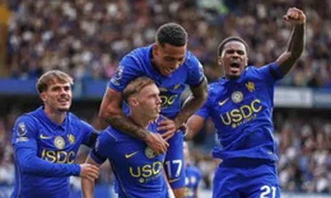 Chelsea thắng nghẹt thở Brighton dù dẫn trước 3-0