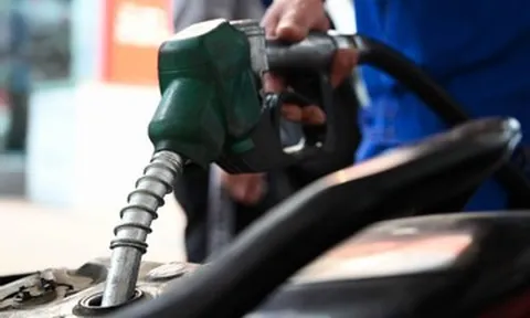 Giá xăng dầu hôm nay 31/8: Thế giới đi lên, trong nước trên 22.000 đồng/lít