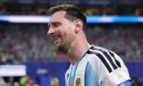 Liên đoàn Bóng đá Argentina cảm ơn Messi, người dân cảm thấy tiếc nuối và 'không muốn tin'