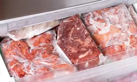 Rã đông thịt sai cách, coi chừng nhiễm khuẩn tiêu hóa
