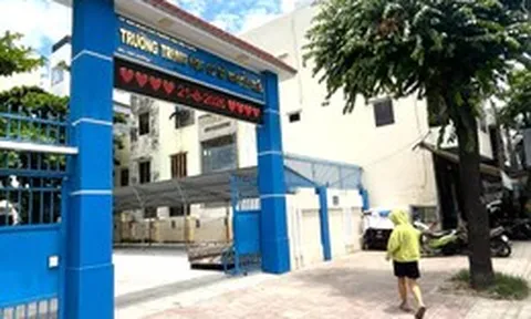 Gộp xong trường học, vẫn thiếu thầy và phòng học