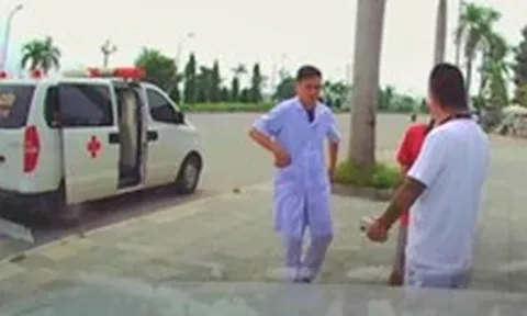 Vụ đưa bệnh nhân về nhà 16km trả 9 triệu đồng: Công an   đang xác minh xe cấp cứu từ bên ngoài lấy logo, gắn còi hú của bệnh viện