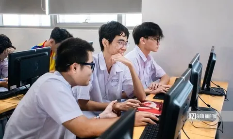 AI vào giảng đường: Không thể cấm đoán, phải chủ động "thuần hóa" công nghệ