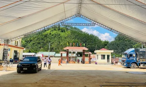 Chạy nước rút hoàn thiện trường vùng biên đón học sinh vào năm học mới