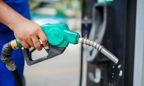 Giá xăng dầu hôm nay 5/9: Thế giới tăng nhẹ, trong nước duy trì mức thấp