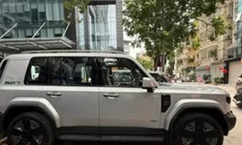 SUV lạ ngang cỡ Toyota Prado xuất hiện ở Việt Nam, giá tạm tính trên 2 tỷ đồng