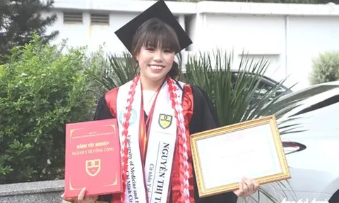 Không có mẹ cha, nhặt ve chai từng đêm ở chợ Mỹ Tho, nữ sinh được Tuổi Trẻ giúp đi học tốt nghiệp ĐH Y Dược TP.HCM