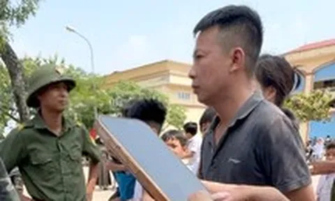 Hai ngày liền gần 13h mới có cơm bán trú, phụ huynh bức xúc, trường nói gì?