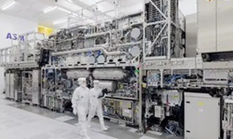 TSMC, Samsung, Intel 'đặt cược' tương lai vào một cỗ máy nặng 150 tấn, giá tương đương một chiếc Boeing 777