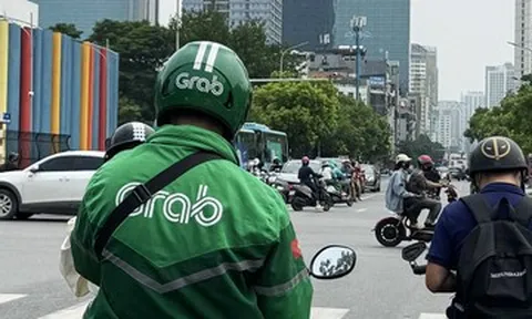 Tài xế Grab kể chuyện chạy 12 tiếng, thực nhận 350.000 đồng/ngày