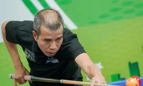 Trần Quyết Chiến lách khe cửa hẹp để qua 'bảng tử thần' tại Giải billiards TP.HCM