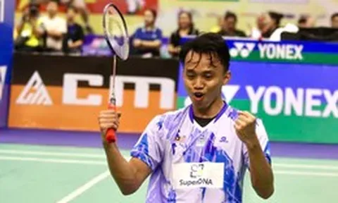 Vô địch Giải cầu lông Vietnam Open, tay vợt Malaysia ném vợt tặng khán giả