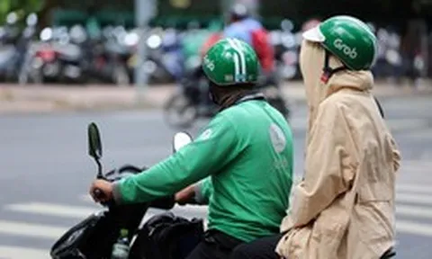 3 cuốc xe bị huỷ trong một buổi sáng và câu chuyện mưu sinh của những tài xế Grab