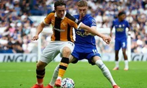 Chelsea hòa Hull City 2-2: Palmer, Pedro cứu nguy