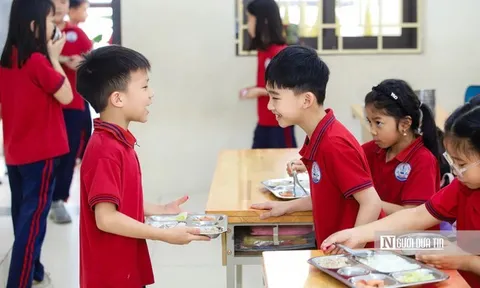 Thủ tướng yêu cầu loại nhà cung cấp suất ăn cho học sinh không đạt chuẩn