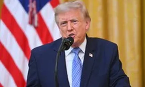 Ông Trump nghi Iran tập kích tuyến vận chuyển dầu của Saudi Arabia, nói Houthi không muốn đối đầu Mỹ