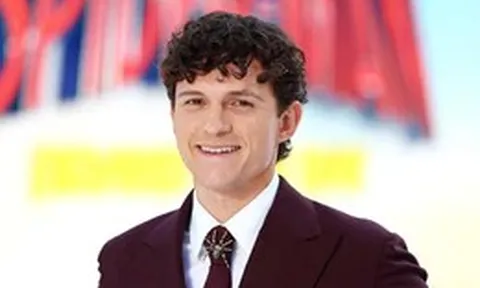 Tom Holland là diễn viên có doanh thu phòng vé cao nhất lịch sử