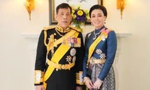 Lần đầu tiên Nhà Vua Thái Lan và Hoàng hậu thăm Việt Nam