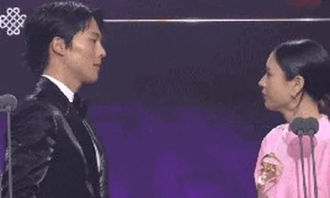 Nữ diễn viên E. lâm thảm cảnh: Liệt dây thần kinh mặt, người sưng phù vẫn phải tiếp tục quay phim