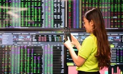 Khối ngoại liên tục mua ròng, một mã ngân hàng tăng gần 50% trong một tháng