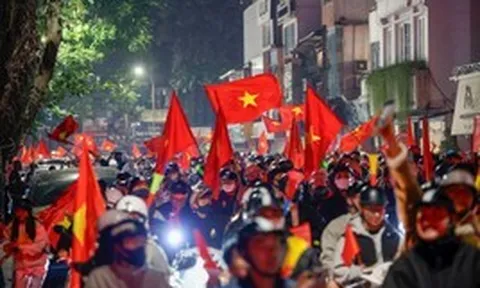 Việt Nam vừa chứng kiến kỷ lục gần 1 triệu tỷ đồng, Vingroup, Petrovietnam, Hòa Phát... có đóng góp lớn
