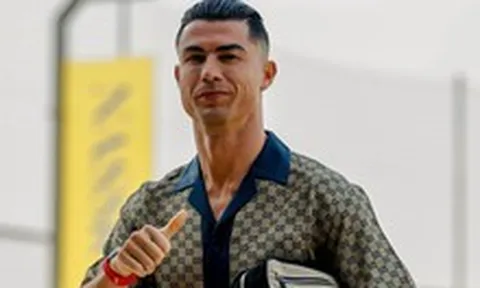 Siêu sao 41 tuổi vừa đá bóng vừa sắp làm sếp lớn tại Al Nassr