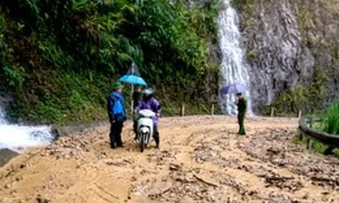 Đất đá ngậm nước, cảnh báo các cung leo núi Tây Bắc
