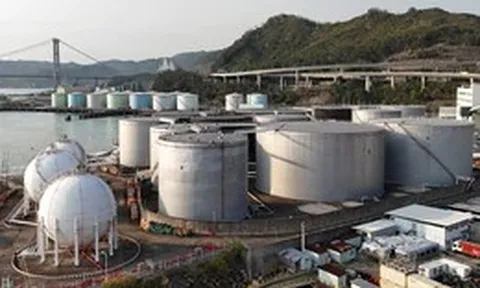 Vì sao cú sốc dầu mỏ Trung Đông không còn làm khó được Trung Quốc?