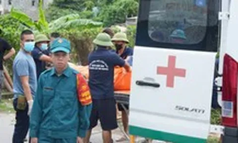 Vụ nam sinh rơi xuống cống tử vong: Đơn vị duy trì thoát nước nói lý do không có người túc trực tại điểm ngập