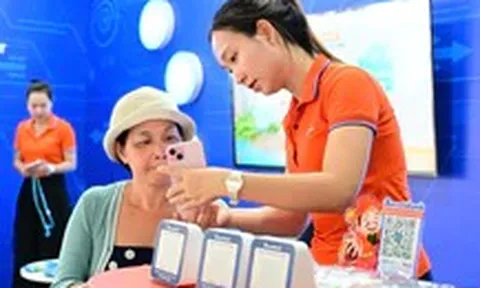 Nhiều hộ kinh doanh bất ngờ bị truy thu thuế tài khoản loa ‘ting ting’