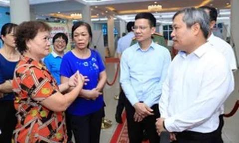 Chủ tịch Hà Nội: Quy hoạch dọc sông Hồng có thể tác động đến một số khu dân cư