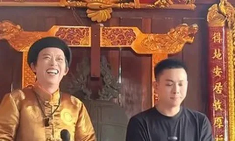 Phản ứng của Hoài Lâm khi gặp lại cha nuôi Hoài Linh