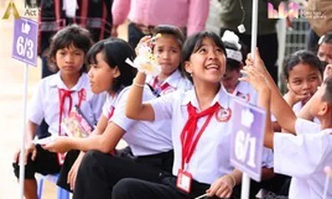 Ngày đặc biệt của hơn 1.000 học sinh Trường Phổ thông nội trú Tiểu học và Trung học cơ sở Tây Giang